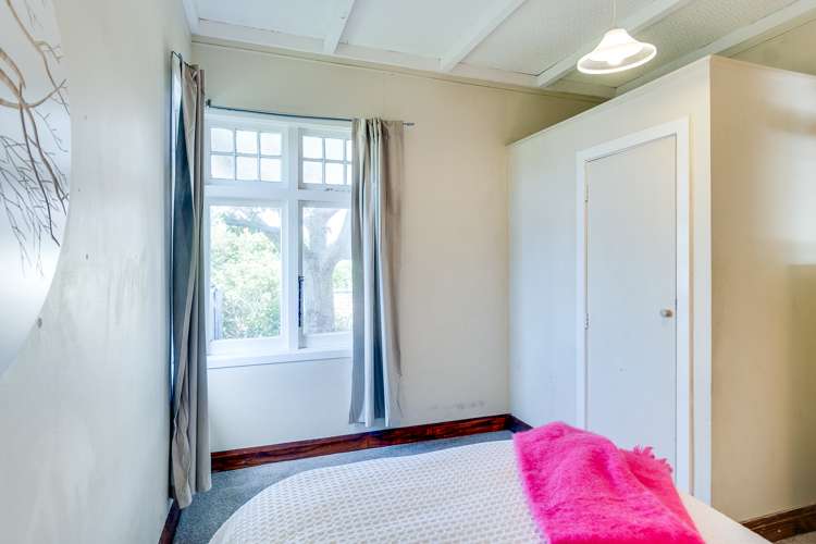 99 Riverbend Road Onekawa_10