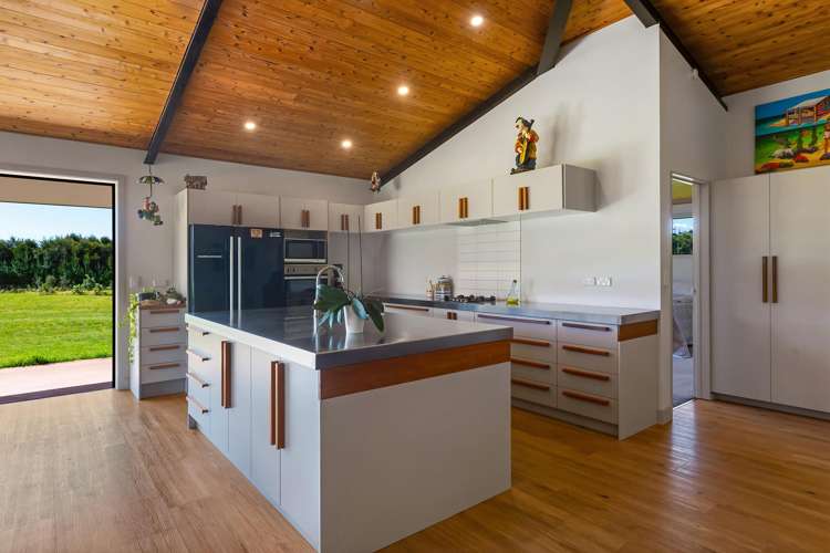 38 Elingamite Drive Pukenui_4