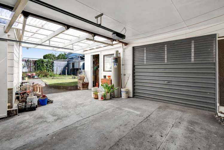 14 Trelawney Crescent Westown_21