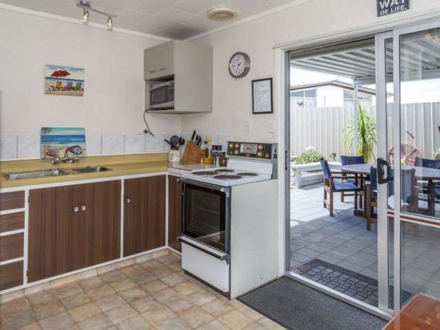 100 Lorraine Place Whangamata_3
