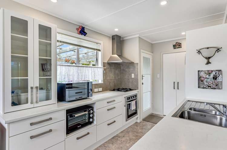 27 Yvonne Street_0
