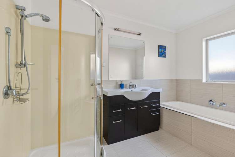 15 Ihimaera Terrace Leamington_11