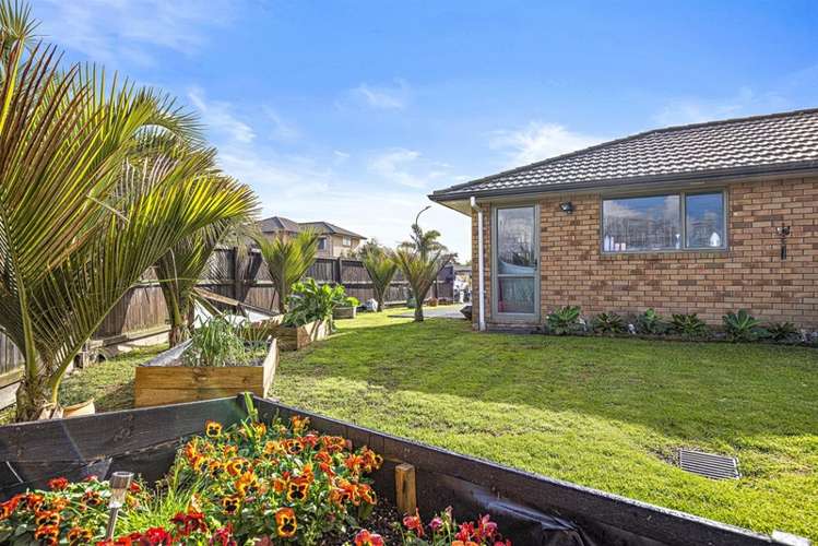 2 Aitkenhead Court Parakai_6