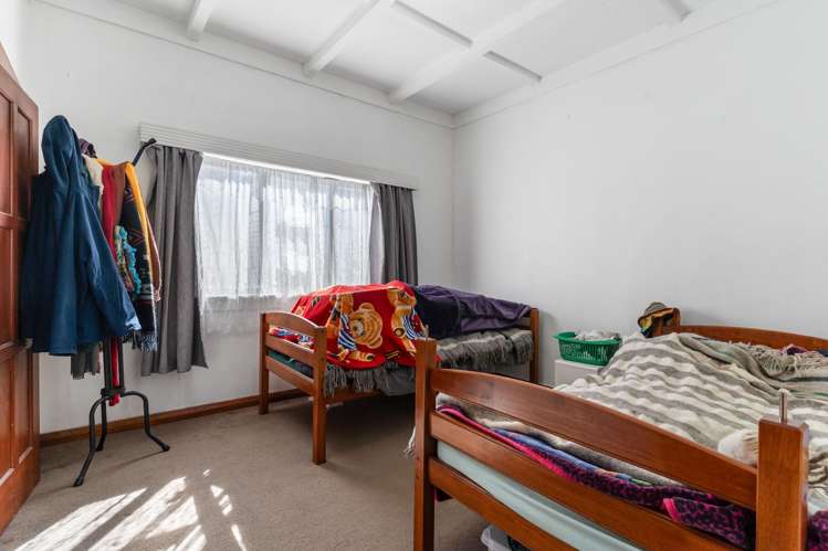 105 Point Chevalier Road Point Chevalier_6