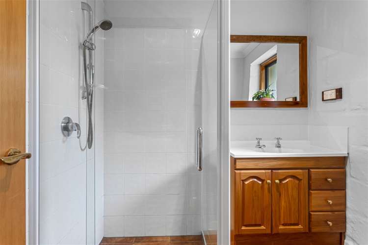 43 Pembertons Road Sefton_14