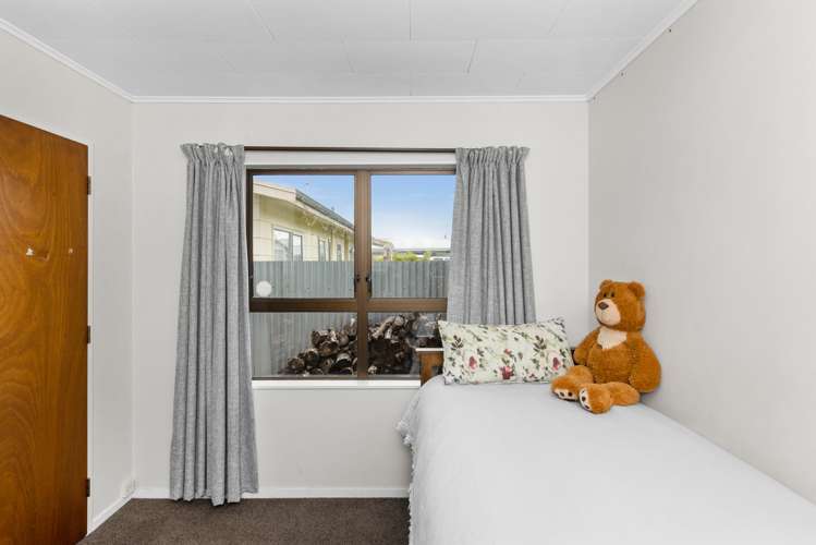 7 Duckworth Crescent Greenmeadows_13