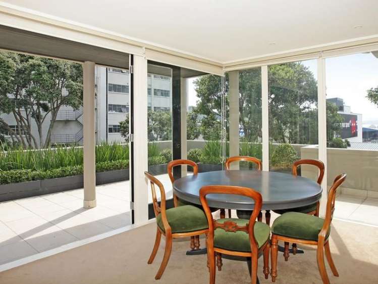 18/32 Hobson Street Thorndon_5