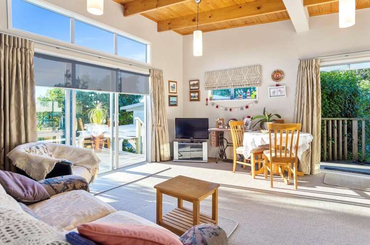 80 James Cook Drive Welcome Bay_15