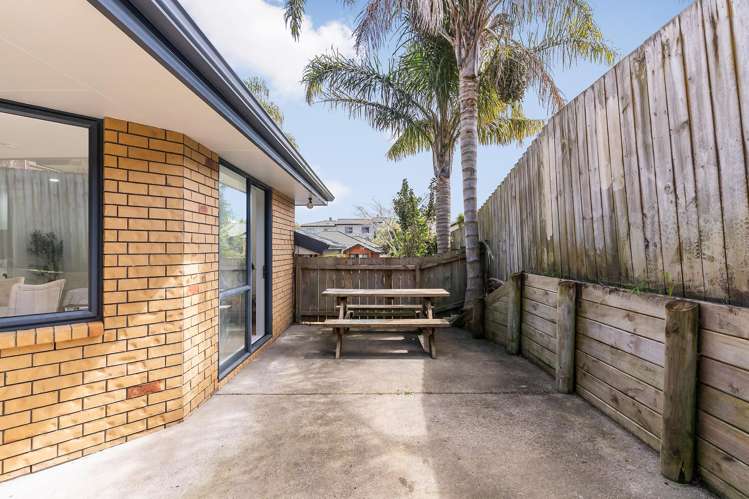 3 Marbella Crescent Oteha_18