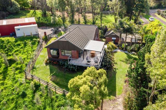 Lifestyle retreat plus large shed and studio