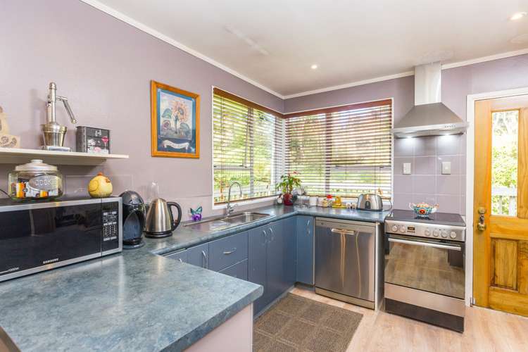 15 Karapiti Place Glen Eden_4