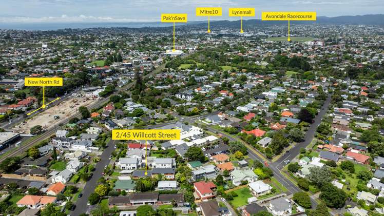 2/45 Willcott Street Mount Albert_14