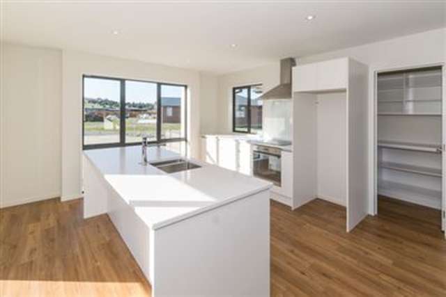 3/18 Ormandy Court Amberley_1