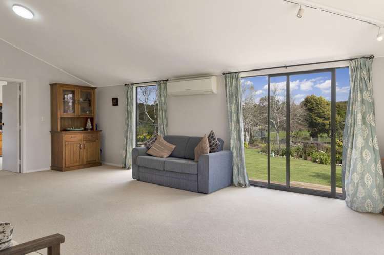 225 Waitohu Valley Road Otaki_30