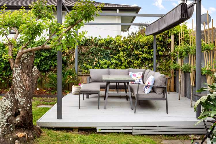 235 Georges Drive Napier South_20