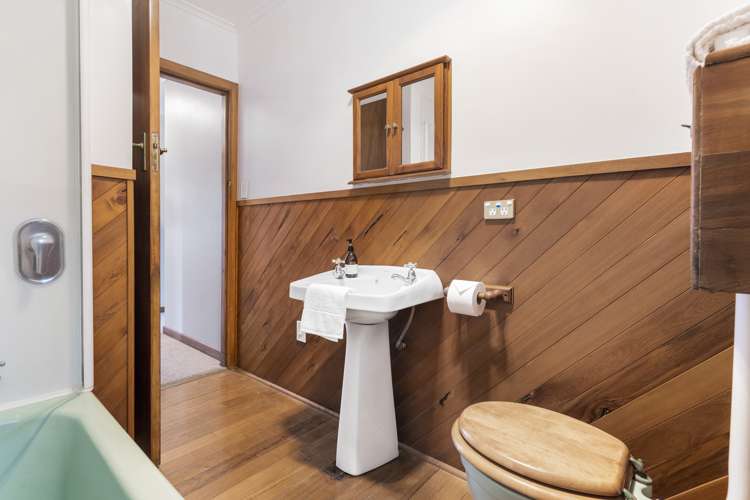 1/6 Lancaster Road Beach Haven_6