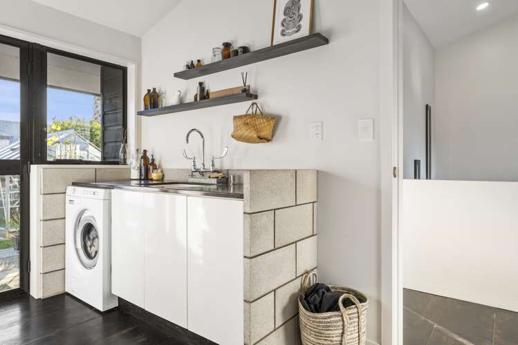 16 Ranginui Road Welcome Bay_14