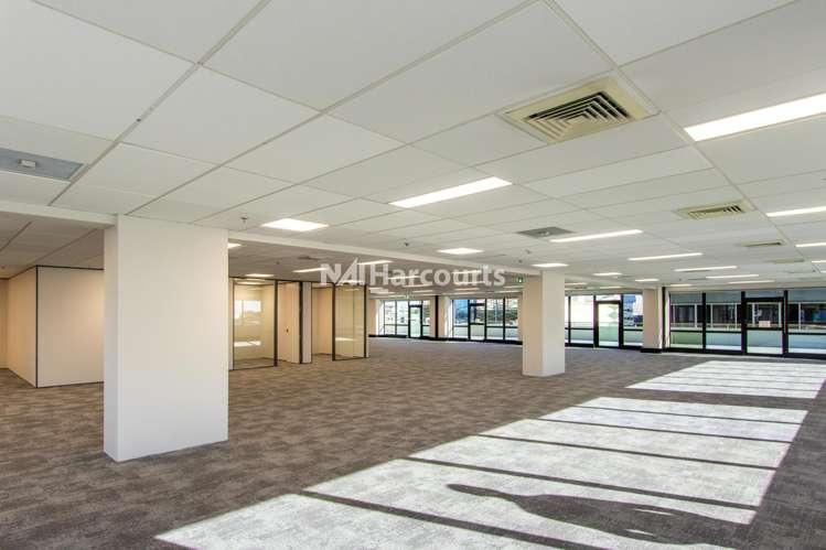Level 5/5-7 Byron Ave Takapuna_1