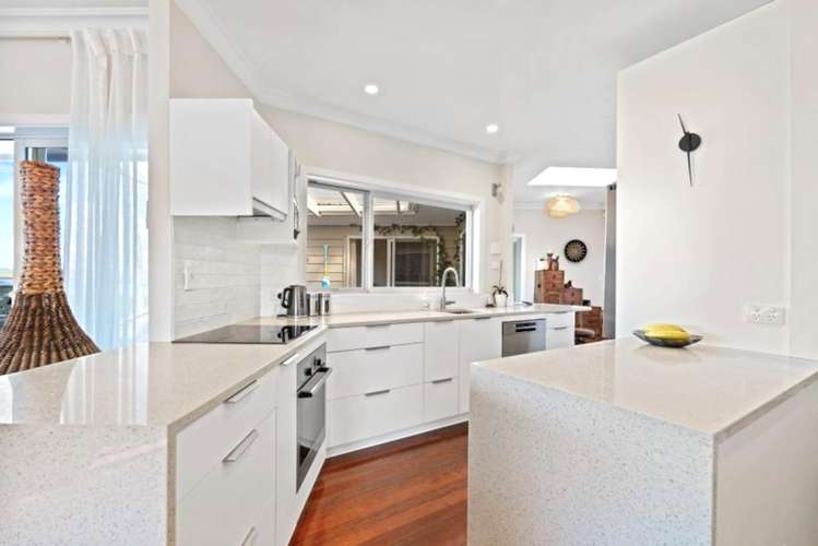 108 Beach Road Onerahi_5