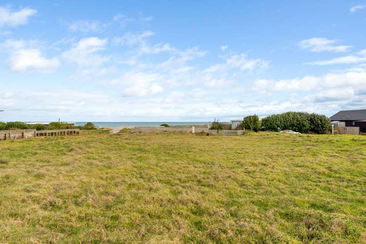 295 Tai Road Opunake_10