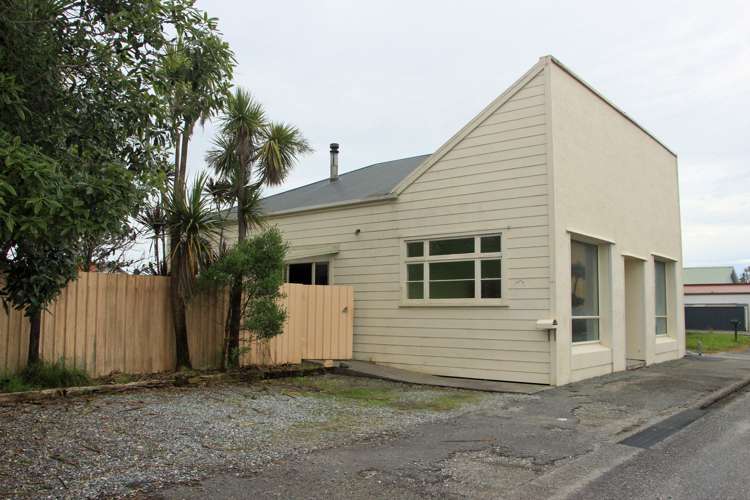 21 Revell Street Hokitika_16