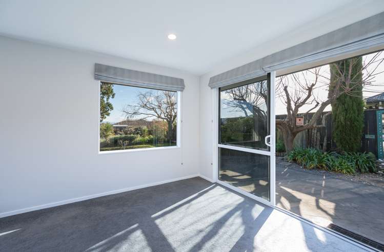 24 Kingsford Drive Stoke_3