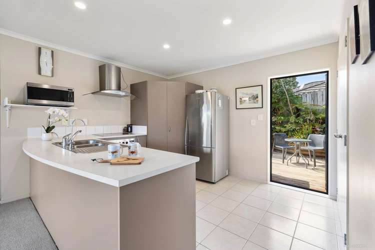 12 Ernest Shackleton Place Waiuku_3