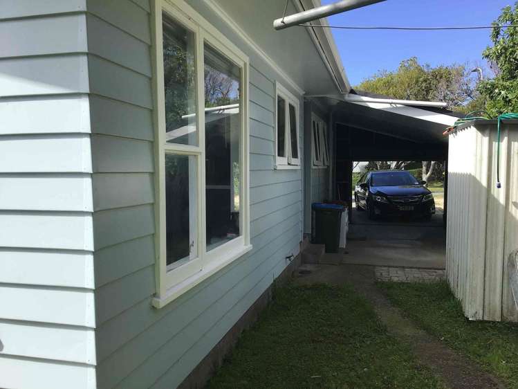 42 Ayton Drive Whitby_11