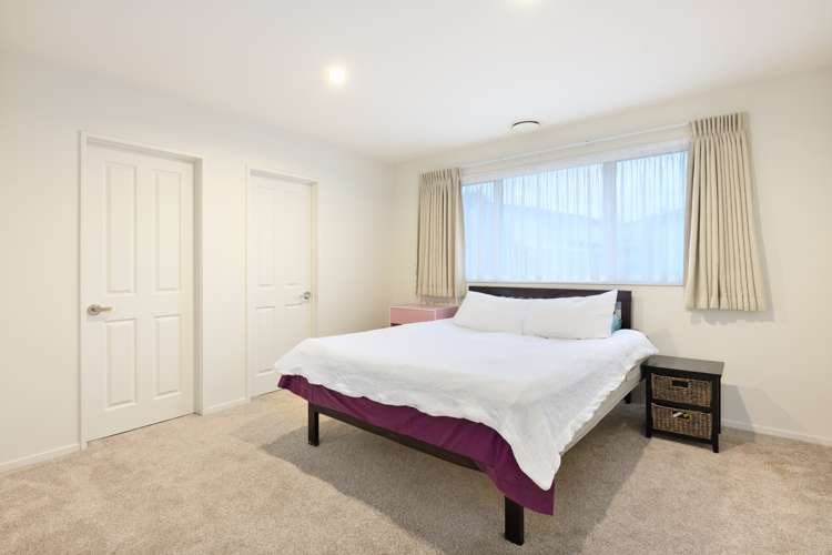 7 Syrah Crescent Ranui_18