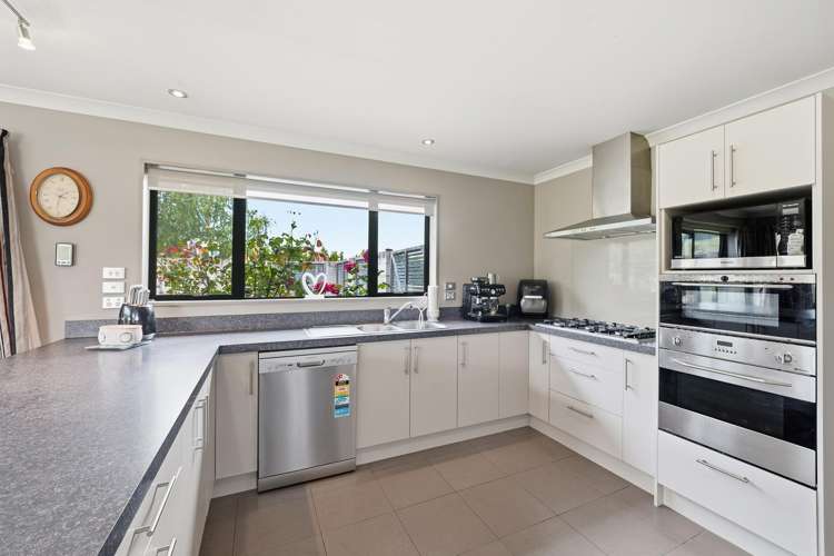 150 Davis Road Cust_4