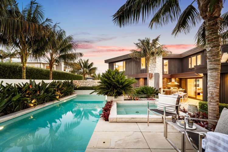 195 Omaha Drive Omaha_14