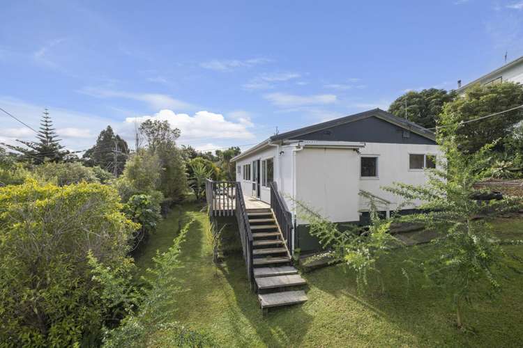 4 Simon Road Raglan_18