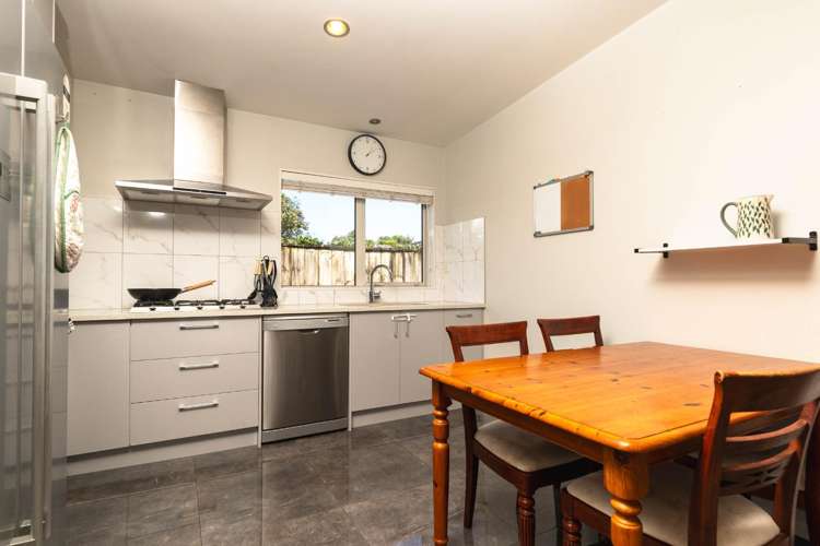 72 Waitangi Road Onehunga_3