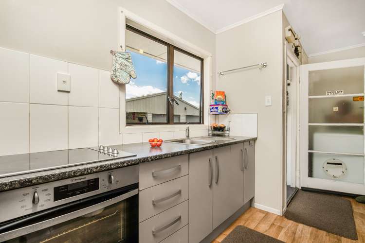 35 Kairanga Street Mangere East_5
