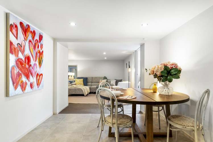 12 Fairleigh Avenue Mount Albert_23