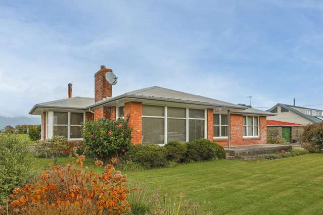 Prime Location - Brick Family Home