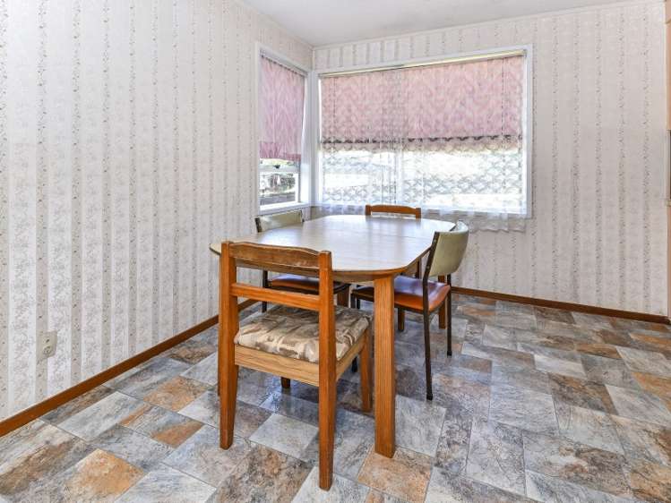 398 Roscommon Road Clendon Park_12