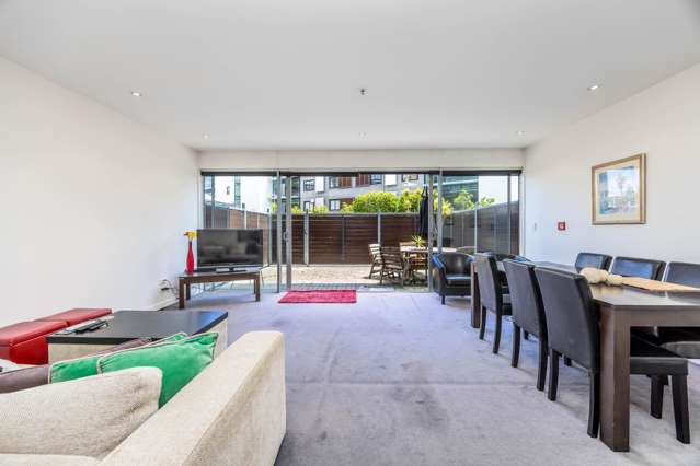 221/125 Customs Street West Auckland_3