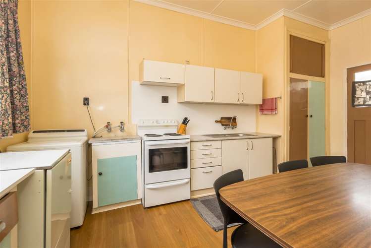 62 Law Street Caversham_17