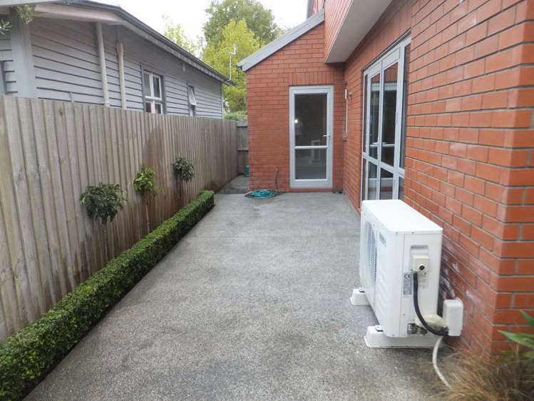 15b Grove Road Addington_22