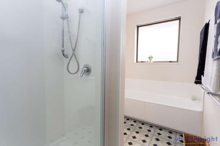 22 Geraldo Place Russley_12