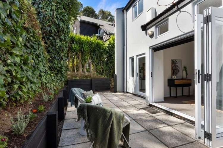 82C Fourth Avenue 1047_8