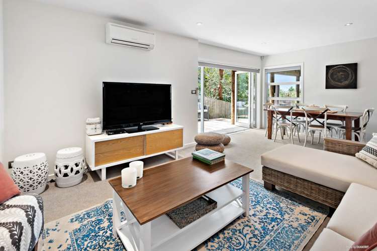 21 Duncansby Road Stanmore Bay_9