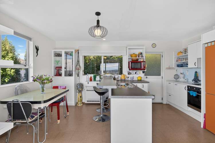 2/31a Huntsbury Avenue_2