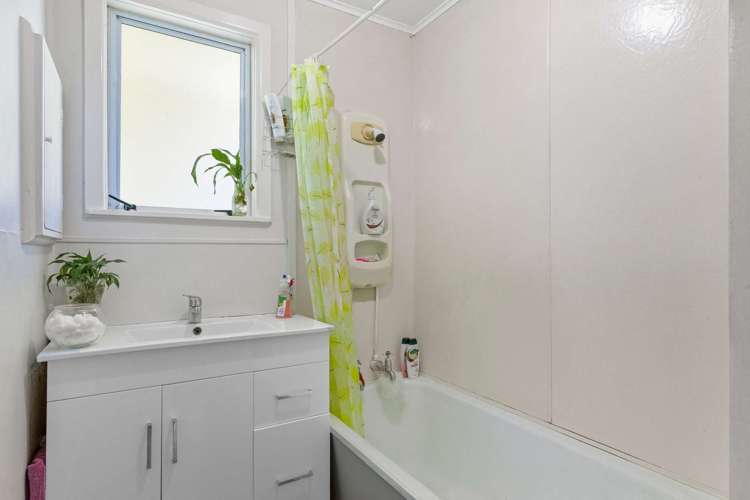 25 Brookland Road Western Heights_10