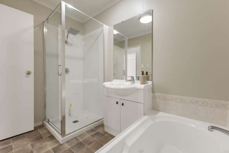 7 Hibernian Drive Ranui_16