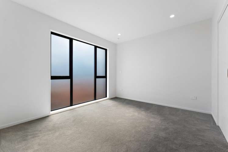 729A Massey Road Mangere_13