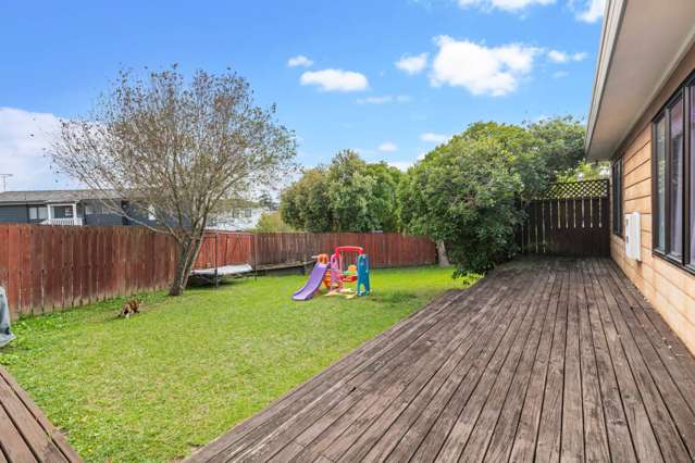 6 Coubray Place Botany Downs_4