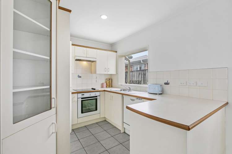 2 Edinburgh Avenue Rosehill_4