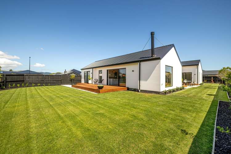 57 Ebenezer Drive Lincoln_24